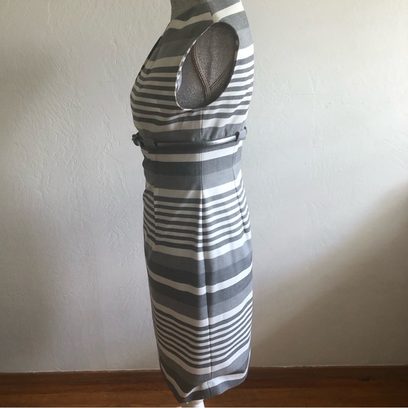 Kelvin Klein sleeveless dress up size 4 petite beautiful design dress - Picture 4 of 7